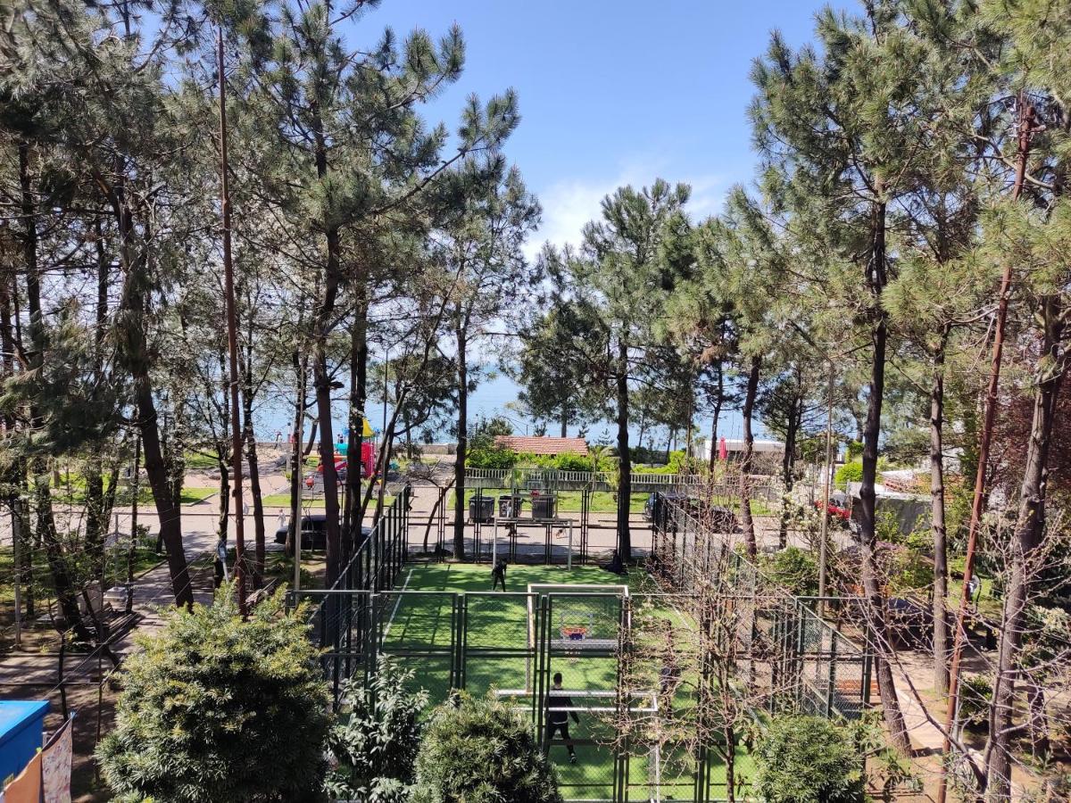 Apartment Agmashenebeli 99 Kobuleti Bagian luar foto