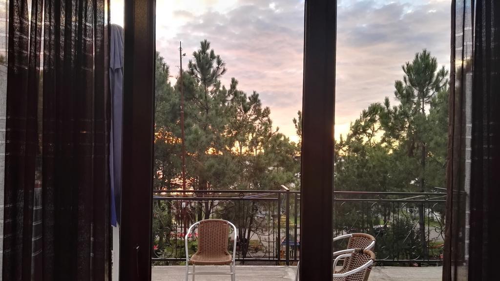 Apartment Agmashenebeli 99 Kobuleti Bagian luar foto