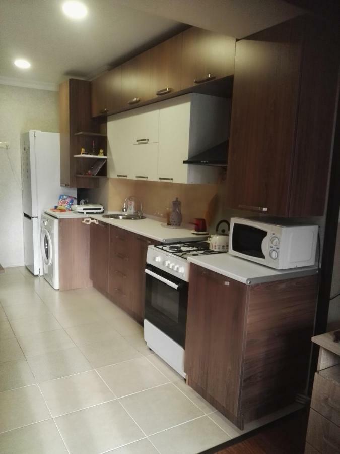 Apartment Agmashenebeli 99 Kobuleti Bagian luar foto